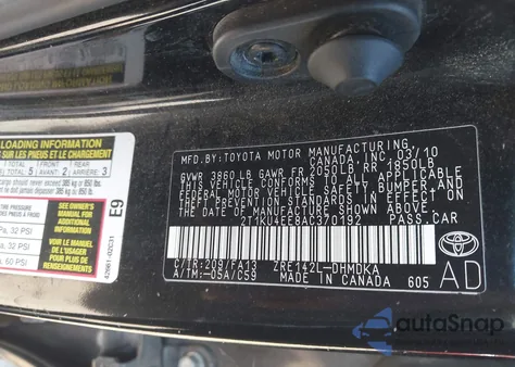 2010 Toyota Matrix z USA, uszkodzony, nr VIN 2T1KU4EE8AC370192
